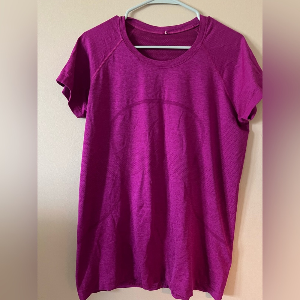 lululemon athletica Short Sleeve Tee - Magenta